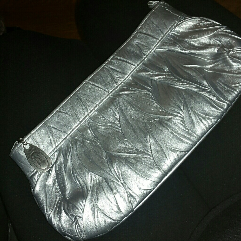 Silver Clutch